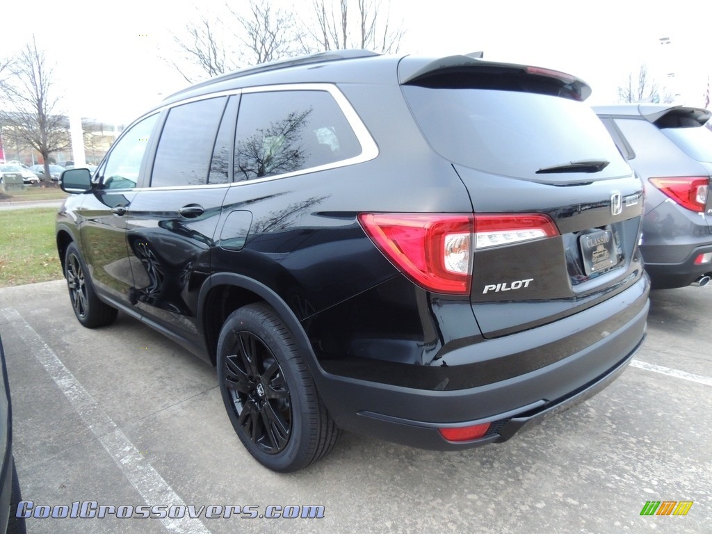 2022 Pilot Special Edition AWD - Crystal Black Pearl / Black photo #5