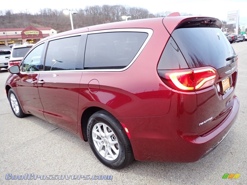 2020 Pacifica Touring - Velvet Red Pearl / Cognac/Alloy photo #3