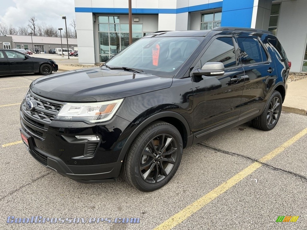 2019 Explorer XLT 4WD - Agate Black / Medium Black photo #1