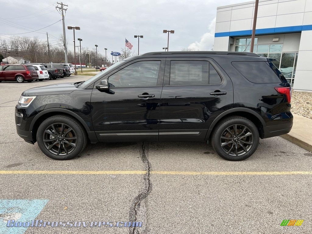 2019 Explorer XLT 4WD - Agate Black / Medium Black photo #2