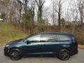 Chrysler Pacifica Touring L Fathom Blue Pearl photo #1