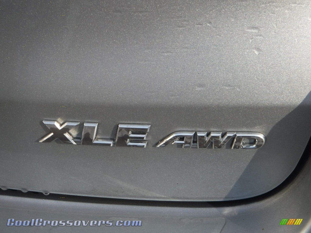 2019 Highlander XLE AWD - Celestial Silver Metallic / Ash photo #18