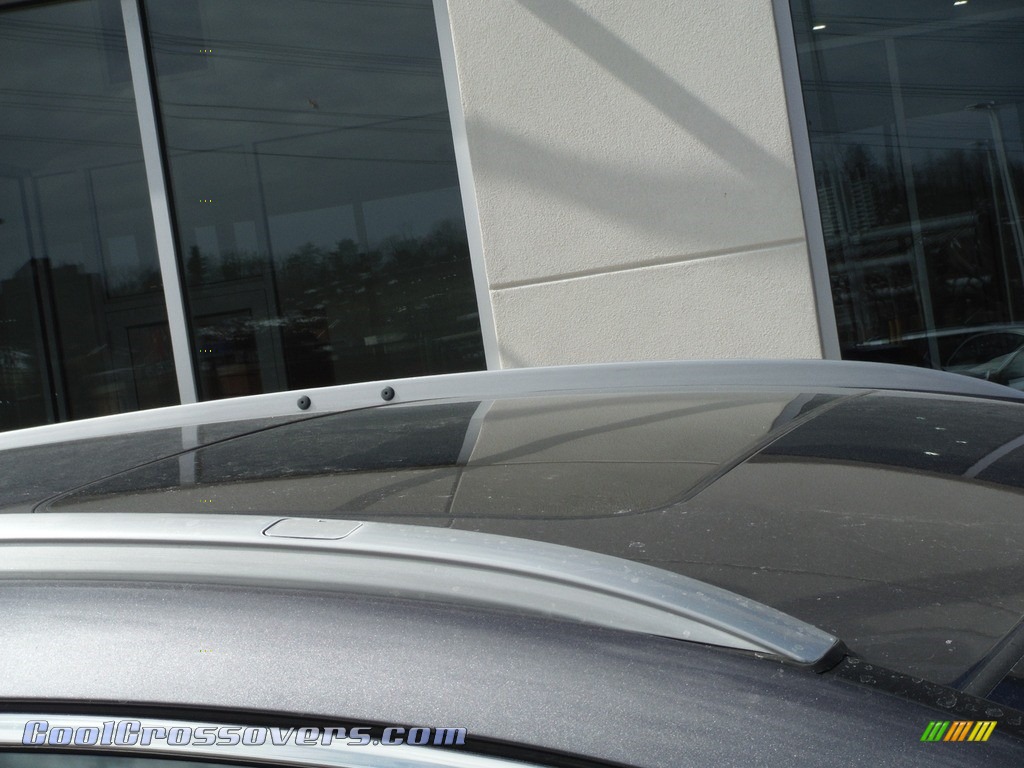 2020 CR-V Touring AWD - Sonic Gray Pearl / Black photo #3