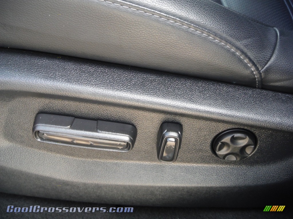 2020 CR-V Touring AWD - Sonic Gray Pearl / Black photo #18
