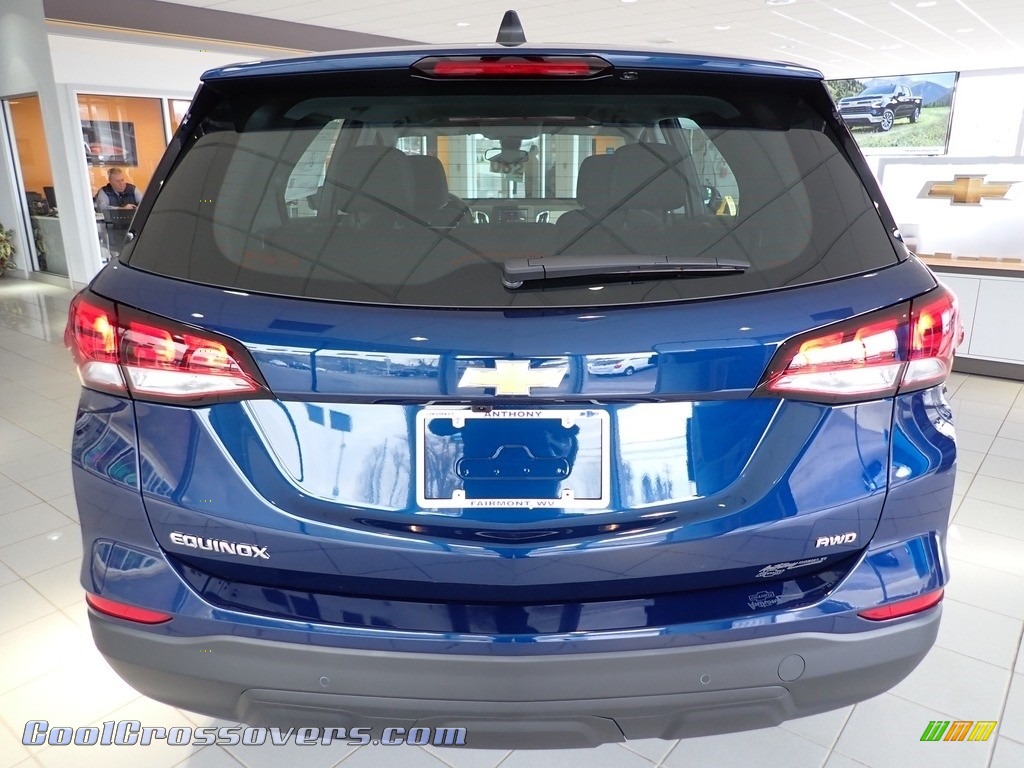 2022 Equinox LS AWD - Blue Glow Metallic / Medium Ash Gray photo #4