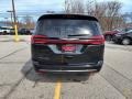 Chrysler Pacifica Touring L Brilliant Black Crystal Pearl photo #11