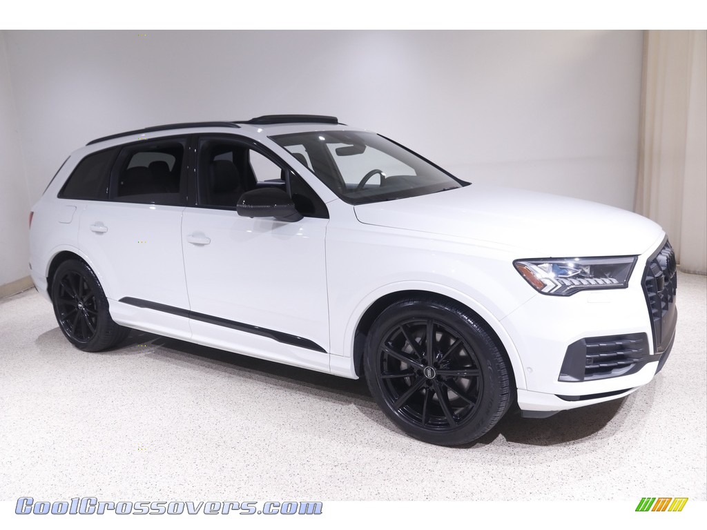 Carrara White / Black Audi Q7 55 Prestige quattro