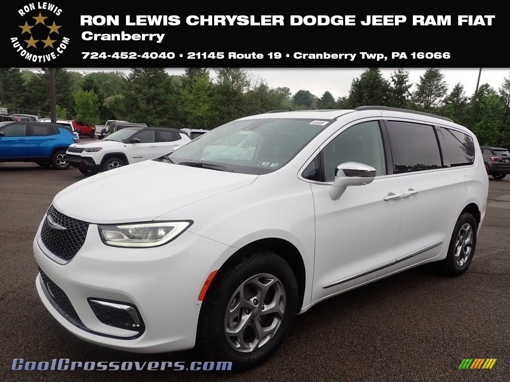 Bright White / Black/Alloy Chrysler Pacifica Limited AWD