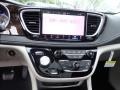 Chrysler Pacifica Limited AWD Bright White photo #16