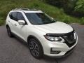 Nissan Rogue SL Pearl White Tricoat photo #4