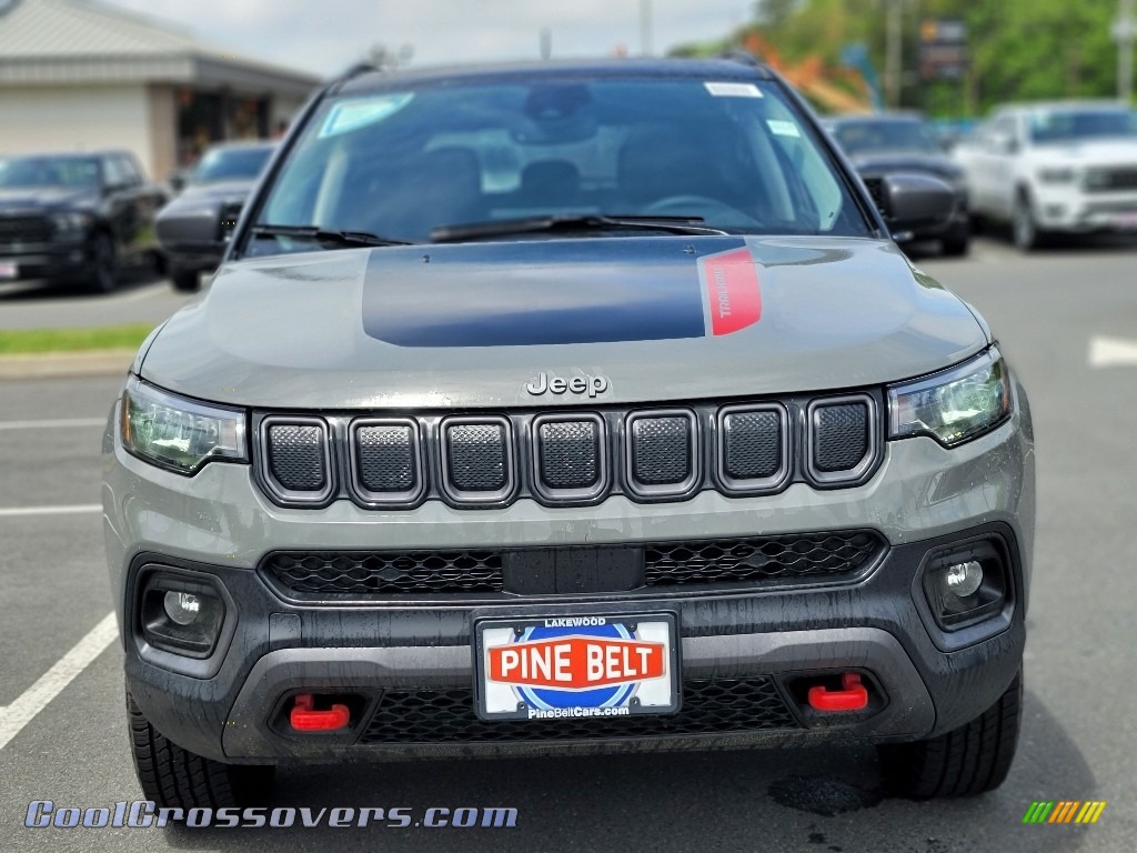 2022 Compass Trailhawk 4x4 - Sting Gray / Black/Ruby Red photo #2