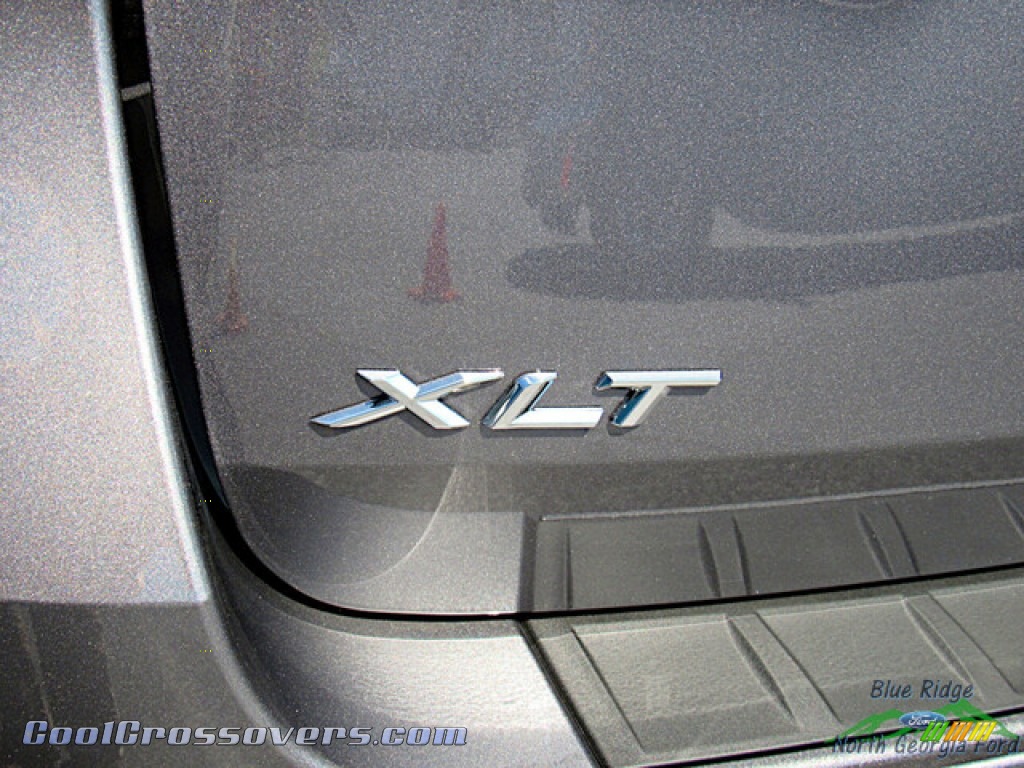 2022 Explorer XLT 4WD - Carbonized Gray Metallic / Light Slate photo #29