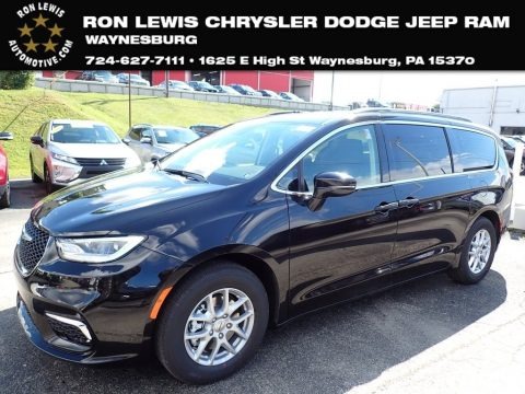 Brilliant Black Crystal Pearl 2022 Chrysler Pacifica Touring L