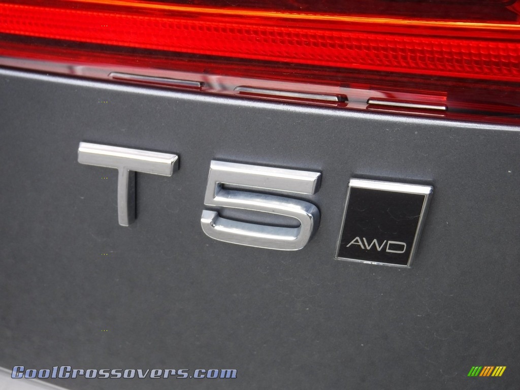 2021 XC60 T5 AWD Momentum - Pine Grey Metallic / Charcoal photo #10