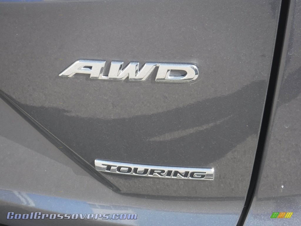 2017 CR-V Touring AWD - Modern Steel Metallic / Gray photo #10