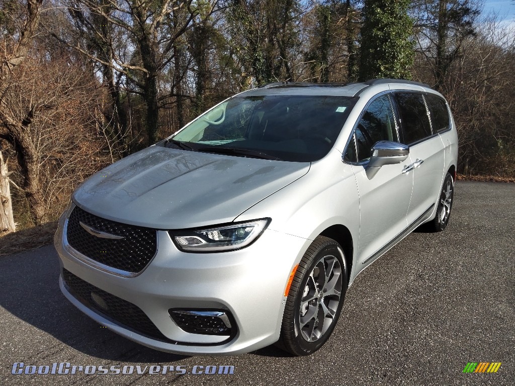 2022 Pacifica Limited AWD - Silver Mist / Black/Alloy photo #2
