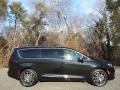 Chrysler Pacifica Limited AWD Brilliant Black Crystal Pearl photo #5