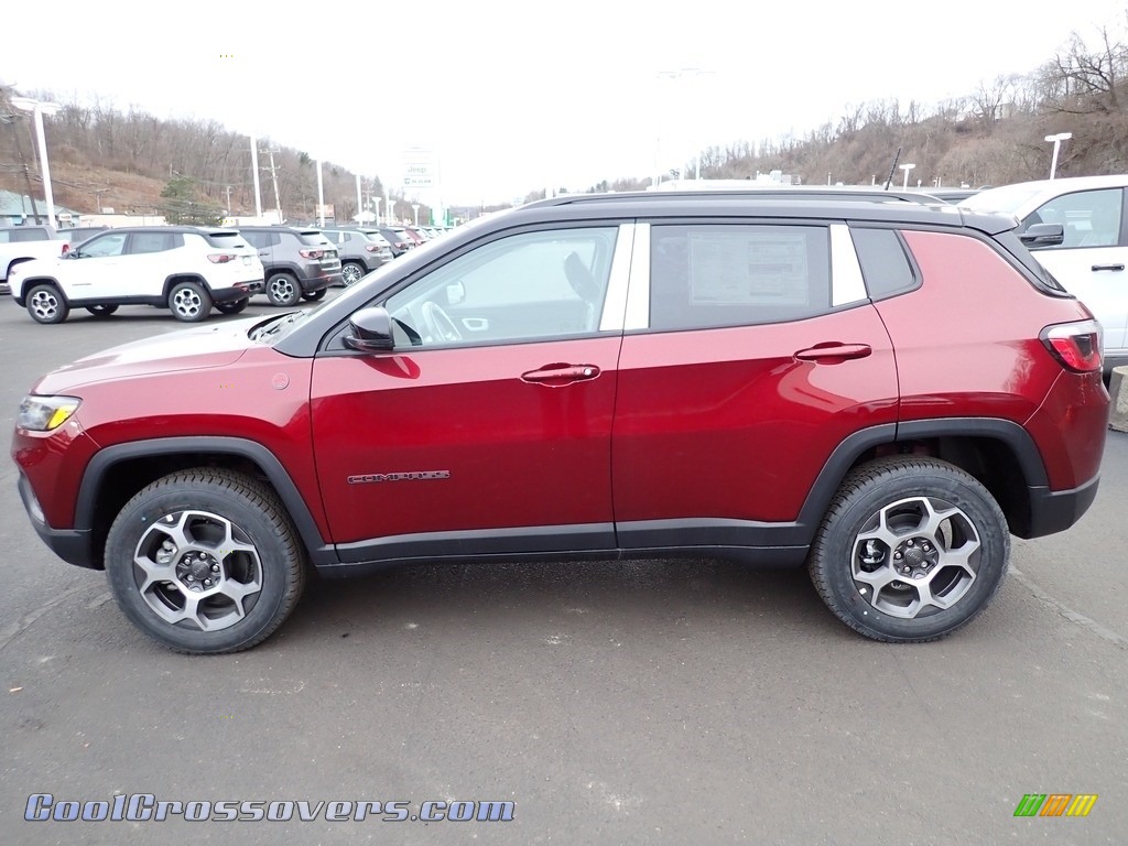 2022 Compass Trailhawk 4x4 - Velvet Red Pearl / Black/Ruby Red photo #2
