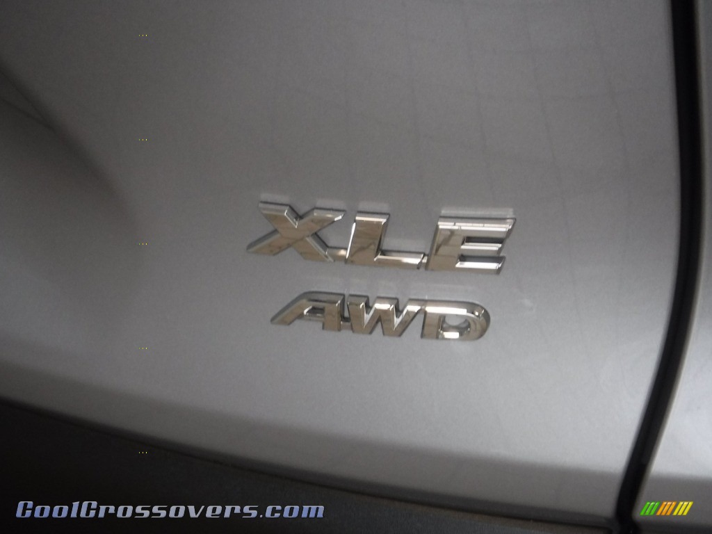 2021 RAV4 XLE AWD - Silver Sky Metallic / Black photo #16