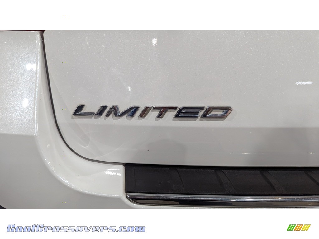 2020 Explorer Limited 4WD - Star White Metallic Tri-Coat / Ebony photo #24
