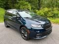 Chrysler Pacifica Touring L AWD Fathom Blue Pearl photo #4