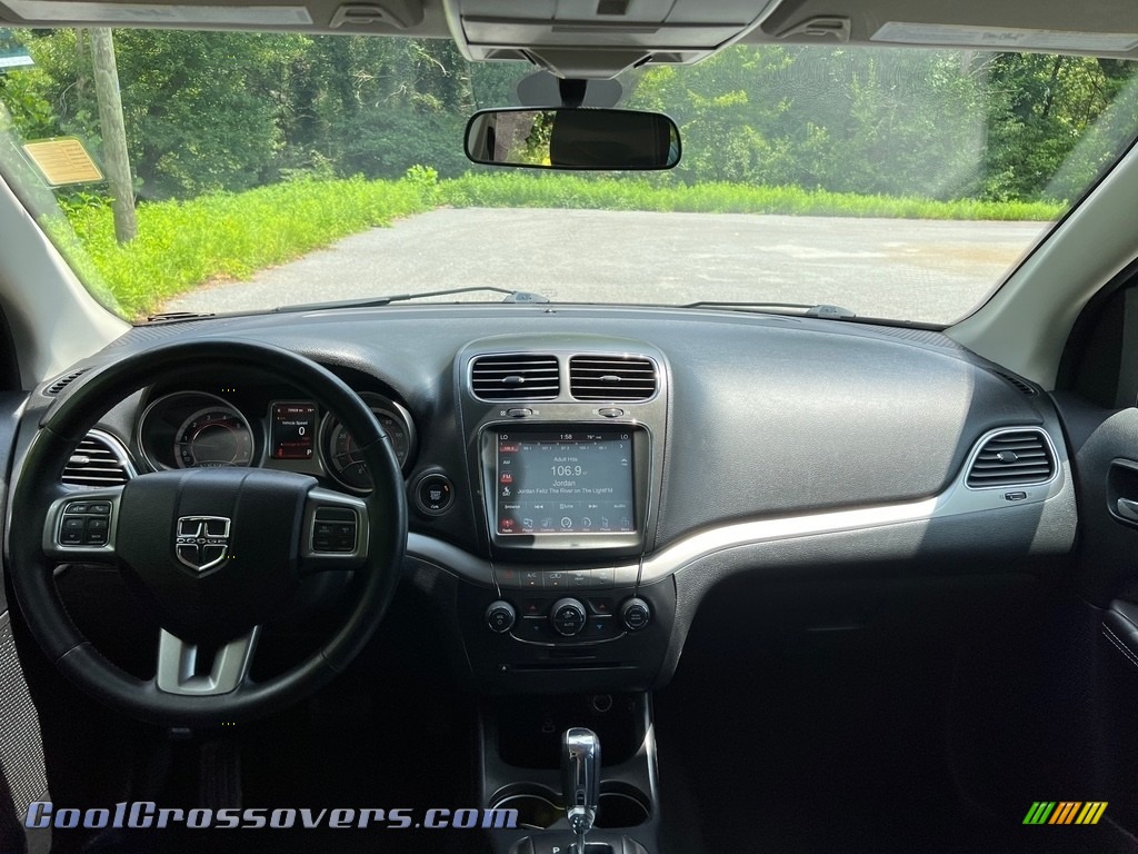 2018 Journey Crossroad AWD - Bruiser Grey / Black photo #19