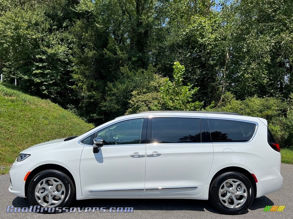 Bright White / Black/Alloy Chrysler Pacifica Limited AWD