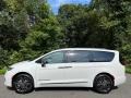 Chrysler Pacifica Touring L Road Tripper AWD Bright White photo #1