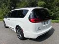 Chrysler Pacifica Touring L Road Tripper AWD Bright White photo #8