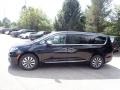 Chrysler Pacifica Hybrid Limited Brilliant Black Crystal Pearl photo #2