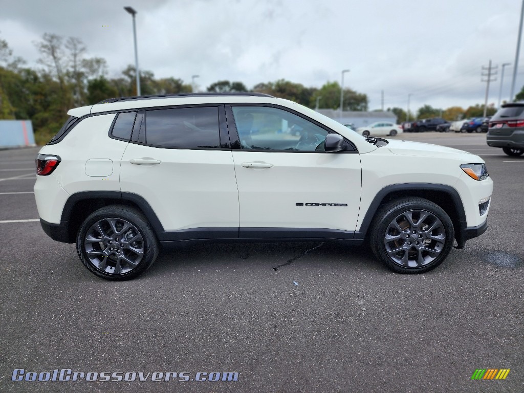 2021 Compass 80th Special Edition 4x4 - White / Black photo #20