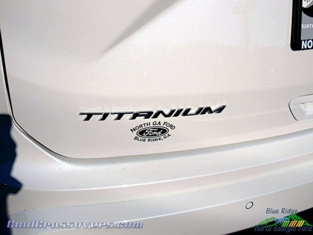 2024 Edge Titanium AWD - Star White Metallic Tri-Coat / Medium Soft Ceramic photo #28