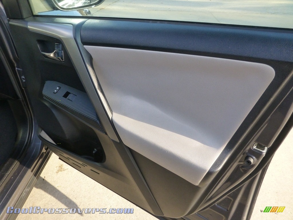 2014 RAV4 XLE AWD - Magnetic Gray Metallic / Ash photo #14
