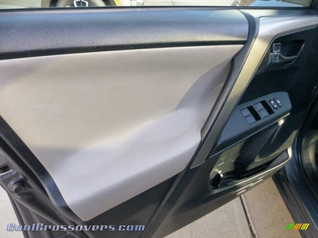 2014 RAV4 XLE AWD - Magnetic Gray Metallic / Ash photo #21