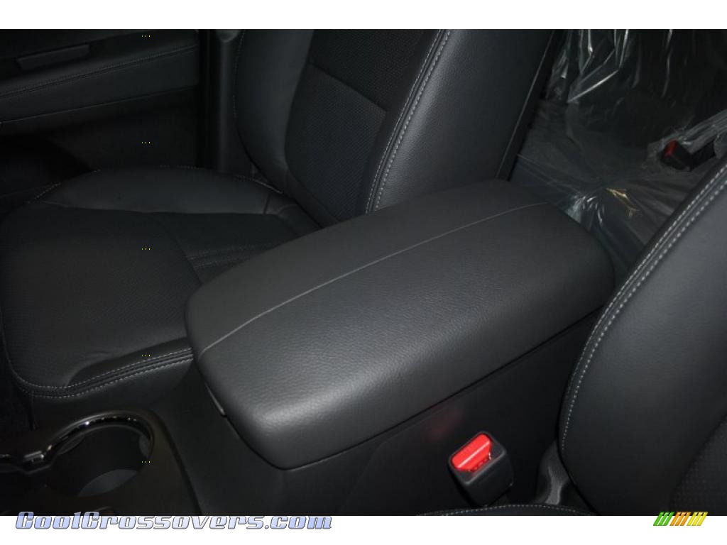 2011 Sorento SX V6 - Dark Cherry / Black photo #43