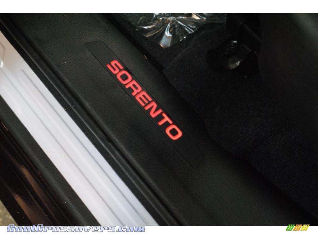 2011 Sorento SX V6 - Dark Cherry / Black photo #48