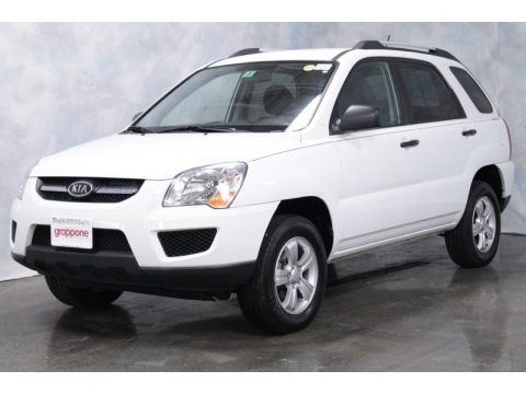 Clear White 2009 Kia Sportage Clear White 2009 Kia Sportage