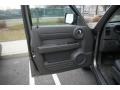 Dodge Nitro SXT 4x4 Light Khaki Metallic photo #10