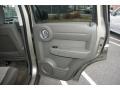 Dodge Nitro SXT 4x4 Light Khaki Metallic photo #20