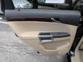 Saturn VUE XR V6 AWD Black Onyx photo #13