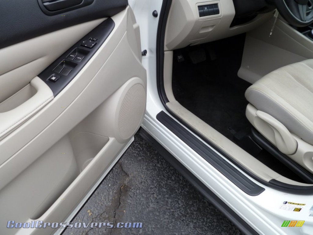 2010 CX-7 i SV - Crystal White Pearl Mica / Sand photo #6 2010 CX-7 i SV - Crystal White Pearl Mica / Sand photo #6