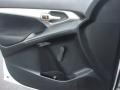 Pontiac Vibe  Ultra White photo #14