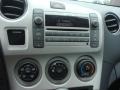 Pontiac Vibe  Ultra White photo #15