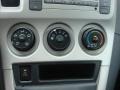 Pontiac Vibe  Ultra White photo #16