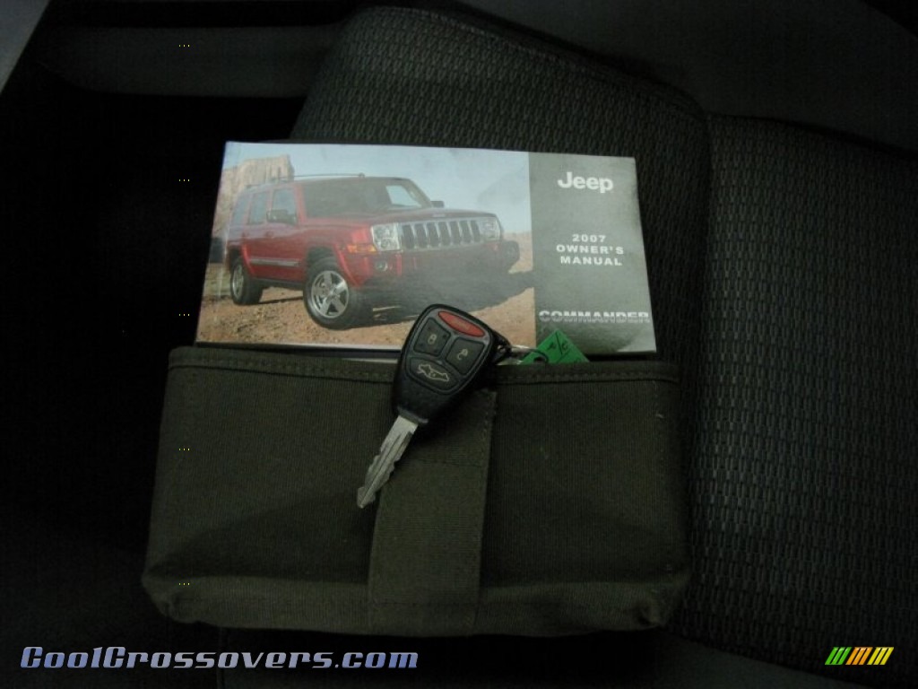 2007 Commander Sport 4x4 - Black Clearcoat / Medium Slate Gray photo #34 2007 Commander Sport 4x4 - Black Clearcoat / Medium Slate Gray photo #34