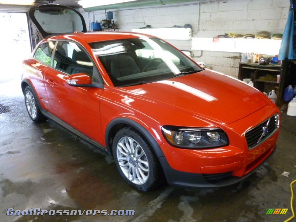 2008 C30 T5 Version 1.0 - Passion Red / Quartz photo #1 2008 C30 T5 Version 1.0 - Passion Red / Quartz photo #1