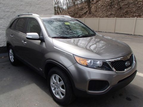 Baierl Acura on Titanium Silver Kia Sorento Lx V6 Awd Trucks For Sale   Cool