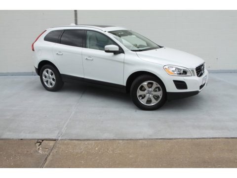 Ice White 2013 Volvo XC60 3.2