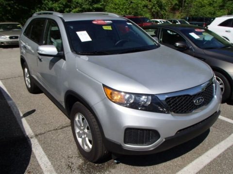 Bright Silver 2013 Kia Sorento LX V6 AWD