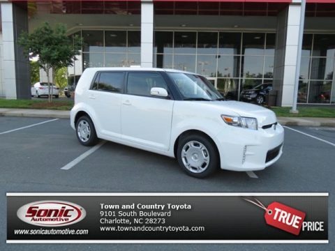 Super White 2013 Scion xB 